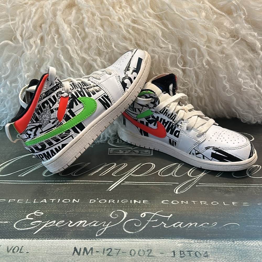 Air Jordon 2Y sneakers White Black Orange Lime green